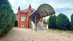 Шикарный дом 250 кв.м. 8 соток 4 комнаты ремонт. Краснодарский край, город Армавир.