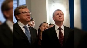 Побег Неприкасаемого /Почему ФСБ позволила Чубайсу уйти