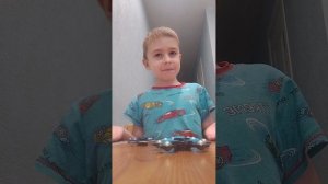 Моё первое видео «распаковка спинера»