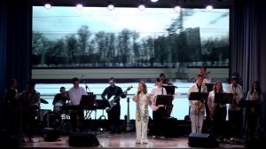 Звенит январская вьюга OST Иван Васильевич меняет профессию