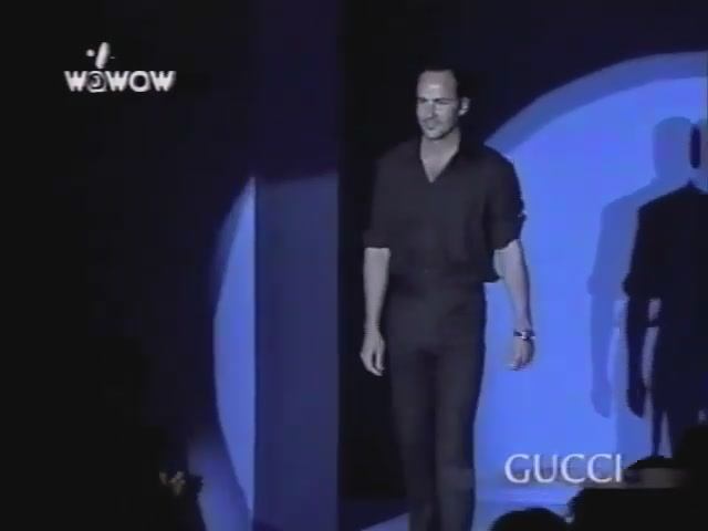 Показ женской коллекции Gucci весна-лето 1996. Часть 2.