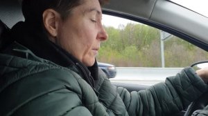 В машине болтаем чаще,чем дома
