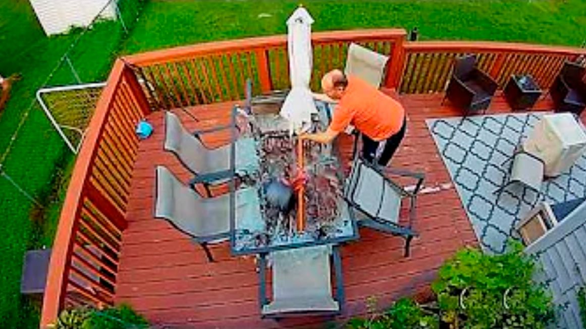 NEW! America′s Funniest Home Videos.  😂 Instant Regret Security Camera Fails Compilation!