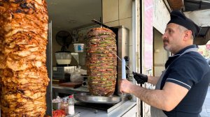 Уникальное в Стамбуле донерное блюдо из мяса, приготовленное слоями с овощами
