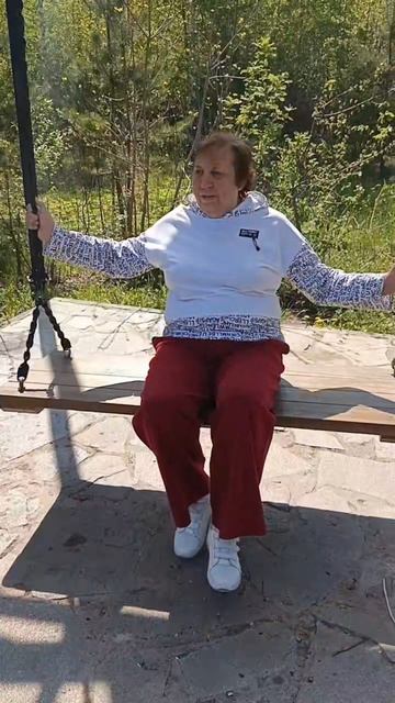 Покатушки на качелях смотреть онлайн