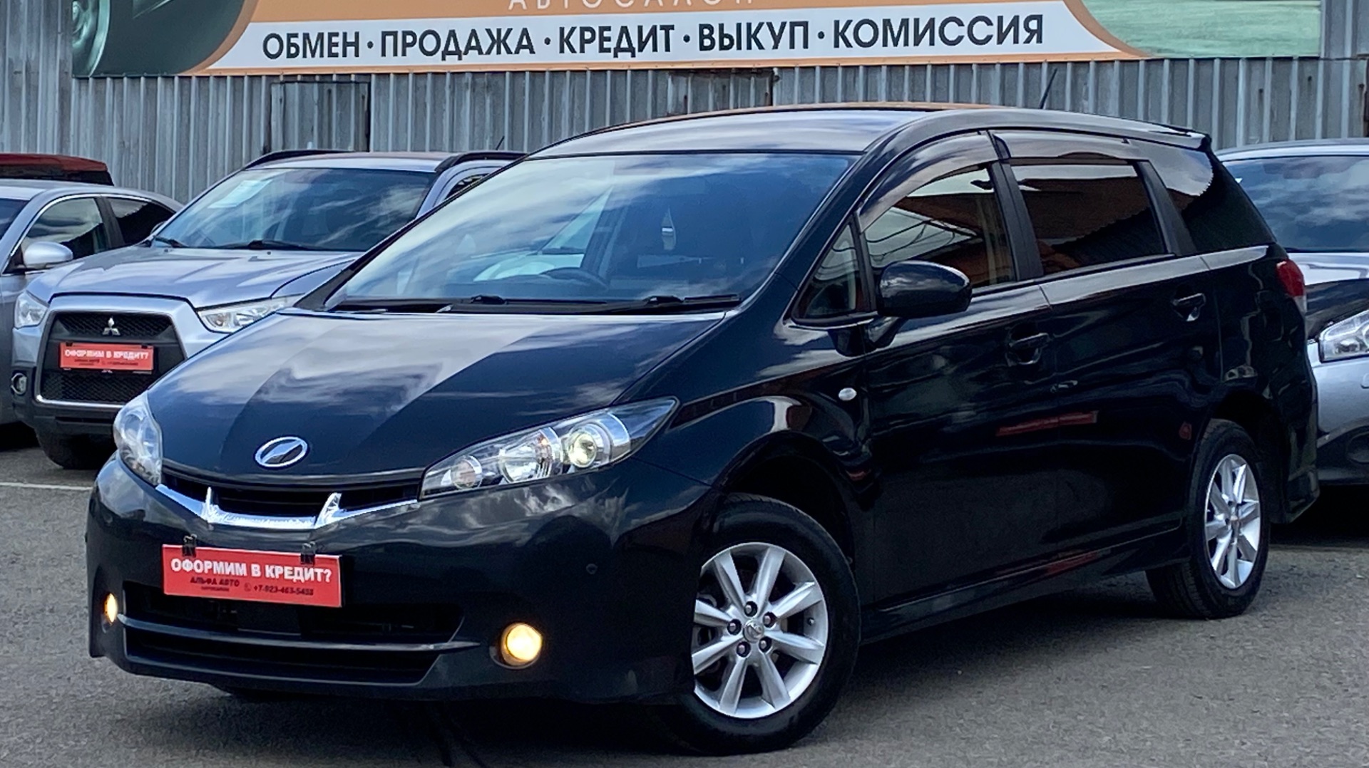 TOYOTA WISH 1.8 AT 4WD 2011