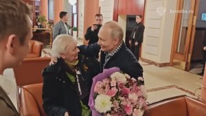 Владимир Путин встретился со своей школьной учительницей Верой Дмитриевной Гуревич