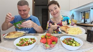 Мукбанг ПРОСТЕЦКИЙ ужин с СЕРЬЁЗДНЫМИ темами! НЕВОЗМОЖНО всё контролировать( Надо помнить свои КОРНИ