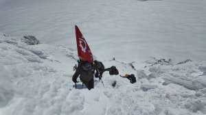 ЗНАМЯ ПОБЕДЫ НА КОРЯКСКОМ