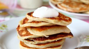 🥞 Творожные оладьи с бананом / рецепт любимого детского лакомства на завтрак