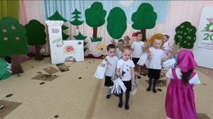 Детский сад № 4 «Ромашка» г.Бавлы. Театральная постановка по сказке «Гуси – лебеди».