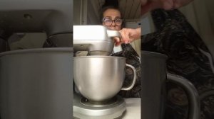 ТОНКИЕ НЕЖНЫЕ БЛИНЫ. ГОТОВЯТСЯ БЫСТРО, СЪЕДАЮТСЯ ЕЩЁ БЫСТРЕЕ.