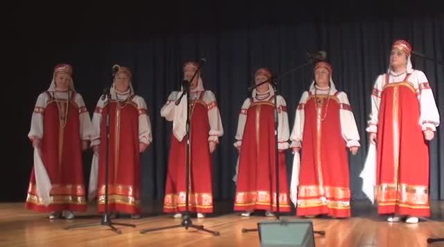 Ансамбль русской песни "РОССИЯНОЧКА" села Залесье Ивановского района 12.02.14 г.