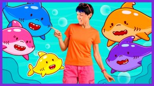 Мама-акула, папа-акула — игровая песенка для малышей! 🦈🎵🎶