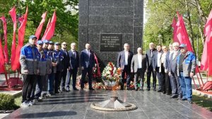 Газовые компании Дагестана почтили память героев ВОВ