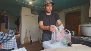 Мансур Сакпанов- ВОЛОДЯ ГОТОВ ЛЕЧИТЬСЯ - БАНЯ ПРОСТО ТРЕШ - АЛИЯ МАЛИЯ ХАЛИЯ