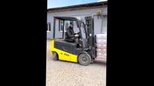 Видеоотзыв на электрический погрузчик YETT ERP20