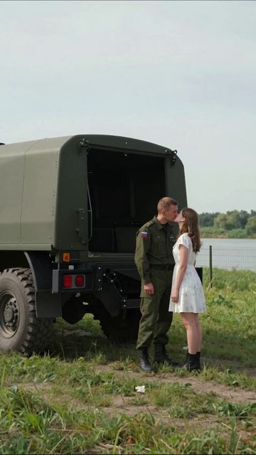 Прощай, любовь: горькие моменты разлуки #разлука #война #любовь #печаль