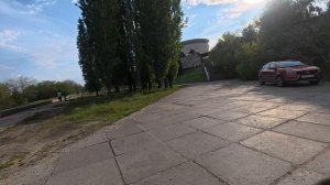 9 мая. С верхней террасы набережной на нижнюю