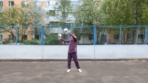 Упражнения с двуручными булавами весом 1.1 кг (34)