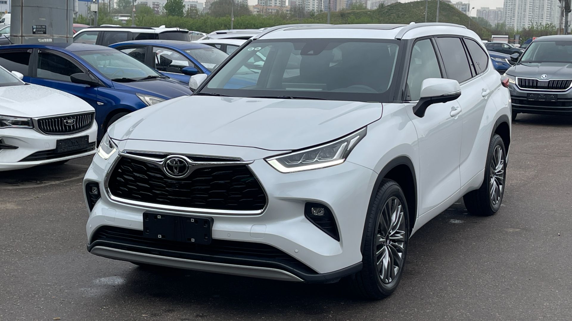 TOYOTA HIGHLANDER (2025)