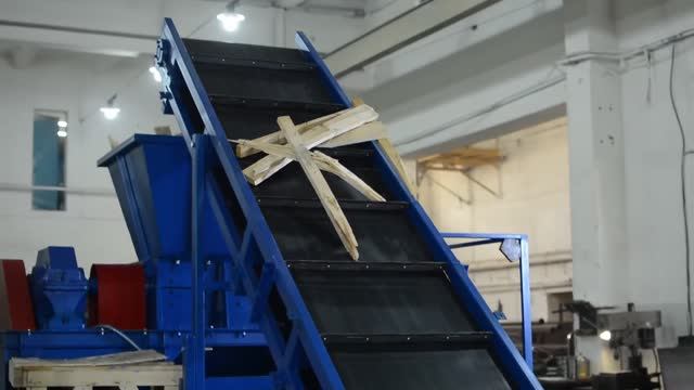 Линия по переработке деревянных поддонов, Двухвальный шредер ДВШ 600 стандарт
