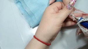 Маникюр на клиенте. Блестяшки для твоих пальчиков.