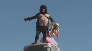 Чудаки (Jackass) 2.5: Красавица и чудовище