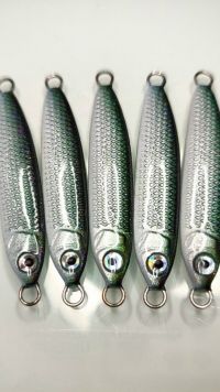 Пилькер TerrakotLures. Модель «Уклейка» 14г на быстрой проводке.