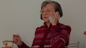 «Здравствуйте! Ваш банковский счёт используют. Средства необходимо..продиктуйте, пожалуйста, код»