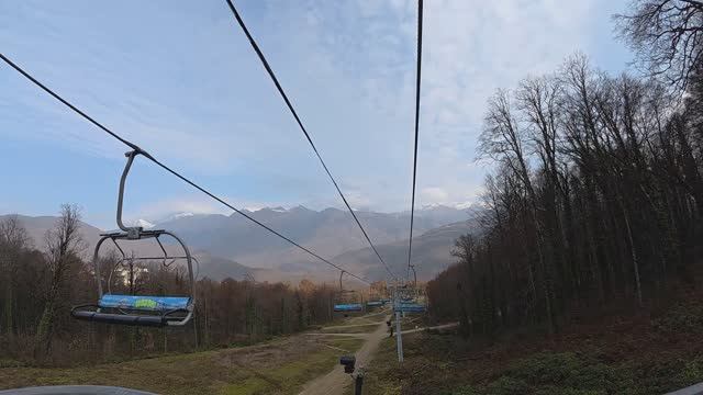 ВСЁ ВЫШЕ И ВЫШЕ! 🌲🚠 ОТКРЫТЫЙ ПОДЪЁМНИК НА КАНАТНОЙ ДОРОГЕ КРАСНАЯ ПОЛЯНА. ОТПУСК. СОЧИ. 25.11.2025 смотреть онлайн