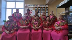 Буду ждать голубые конверты и тебя дорогой буду ждать...