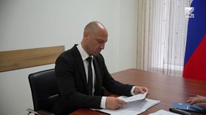 Глава КЧР Рашид Темрезов провел рабочую встречу с главой Хабезского района Тимуром Жужуевым