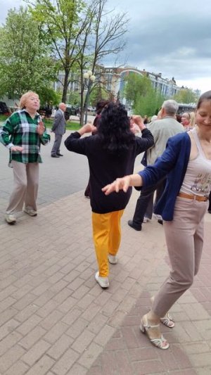 Дружили во дворе.....  11.05.26.