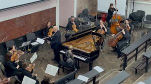 В.А.Моцарт «Маленький концерт» C-dur. Исп.Ксения Лиляк и оркестр Cantus Firmus», дирижёр А.Хургин.