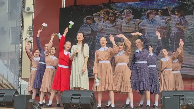 Песня ВРЕМЯ НАДЕЖД Песни о войне Исполняет Марина Бердина Концерт 9 мая День Победы Сочи