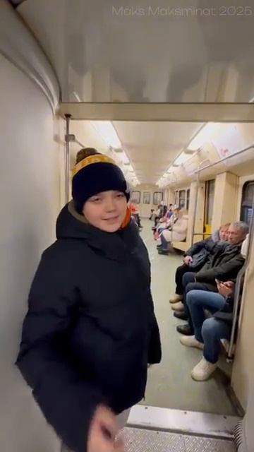 Сравнение Номерного и Русича номерной русич метро москва московскоеметро транспорт moscow vs