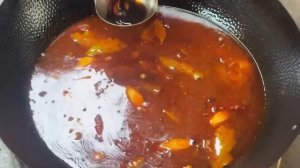 Мукбанг. Китайцы едят на камеру. 🤤 залипательно