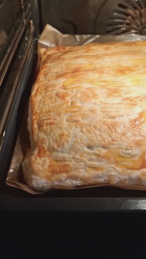 Пирог с сыром и зеленью, быстрый вариант!