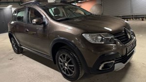 Renault Sandero; 1.6 MT; 2021; Коричневый