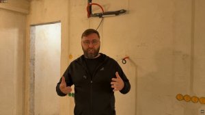 В чем проблема канала Худею от Ремонта. Что сначала делать штукатурку или электрику