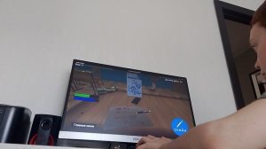 играю в игру 5 уроков со злой училкой