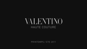 Показ женской коллекции Valentino весна-лето 2011
