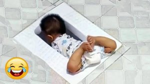 Лучшие смешные мемы и видео 2025 года