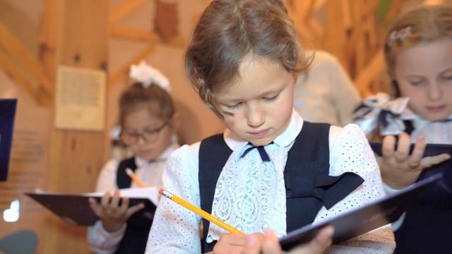 ПЕРВОклассный год смотреть онлайн