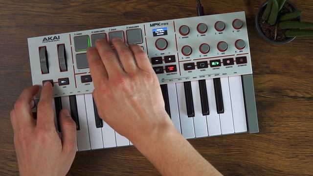 Akai MPK / Michael Sembello - Maniac
