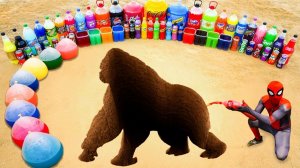 Как приготовить Gorilla Pit из цемента, Big Coca-Cola, Fanta, Rainbow Orbeez, Pepsi Mtn Dew и Mentos