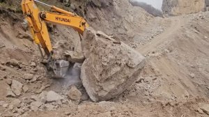 Строительство дороги в горах Кавказа