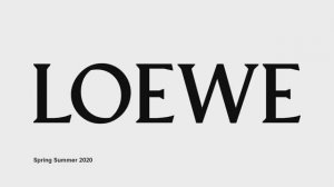 Показ женской коллекции Loewe весна-лето 2020