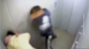 ДЕСЯТЬ УДАРОВ ПО ГОЛОВЕ И ГОЛЫЙ ЗАБЕГ: ЧТО ПРОИСХОДИТ В ДОМЕ НА НОРИЛЬСКОЙ, 40
